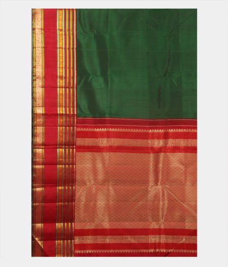 Green Handwoven Kanjivaram Silk Saree T2611534