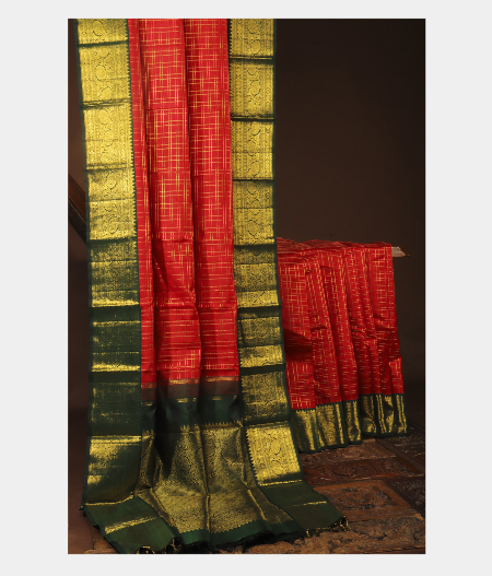 Red Handwoven Kanjivaram Silk Saree T2519482