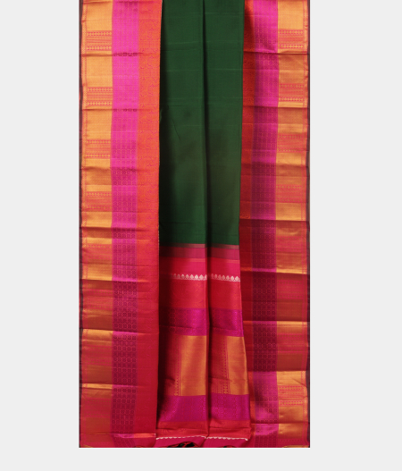 Green Handwoven Kanjivaram Silk Saree T2633822
