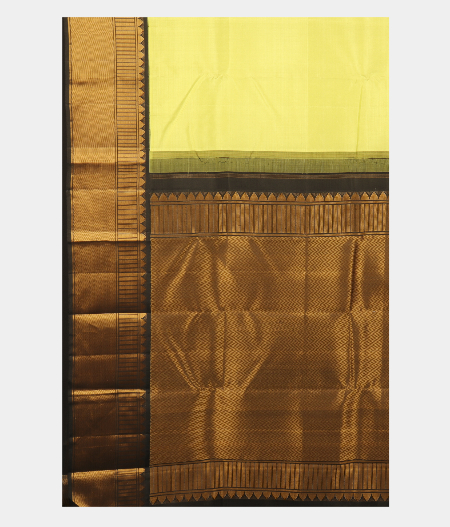 Light Green Handwoven Kanjivaram Silk Saree T2705014