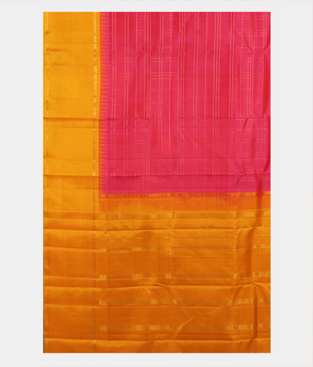 Magenta Handwoven Kanjivaram Silk Saree T2796474