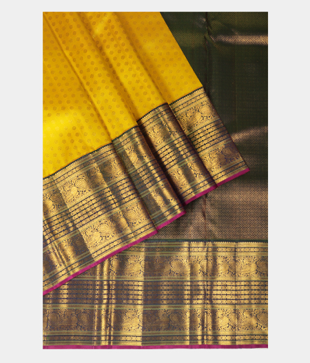 Yellowish Green Handwoven Kanjivaram Silk Saree T2805912