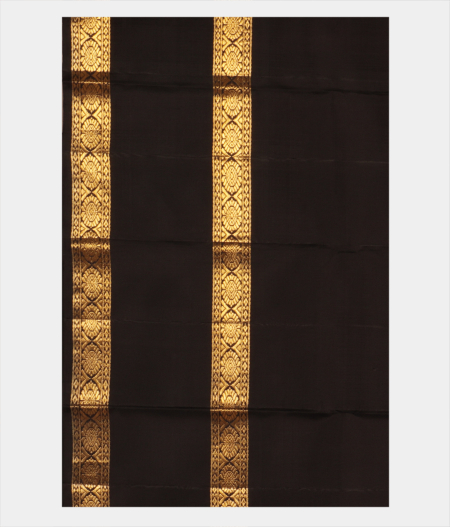 Magenta Handwoven Kanjivaram Silk Saree T2246333