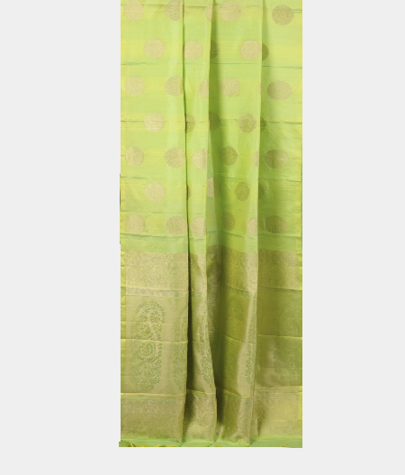 Light Green  Handwoven Kanjivaram Silk Saree T2940542