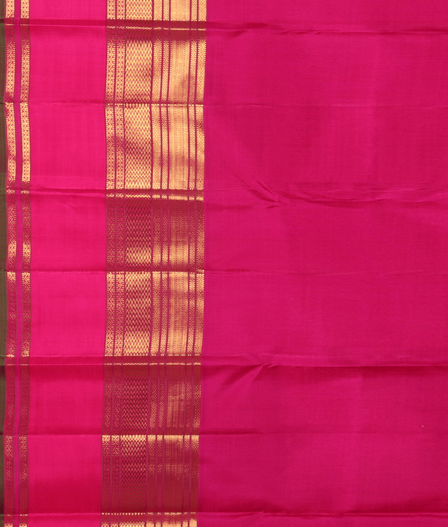 Yellow Handwoven Kanjivaram Silk Saree T2609953