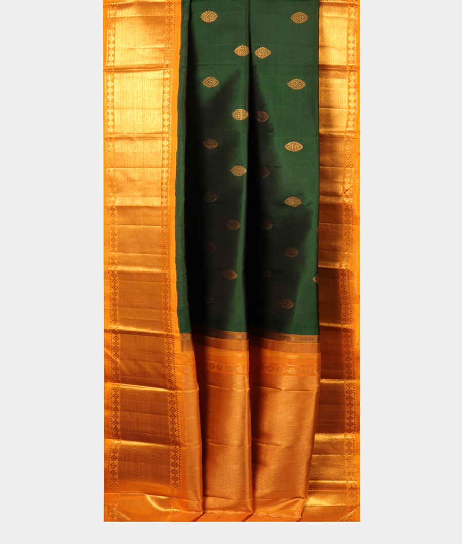 Bottle Green Handwoven Kanjivaram Silk Saree T2531322