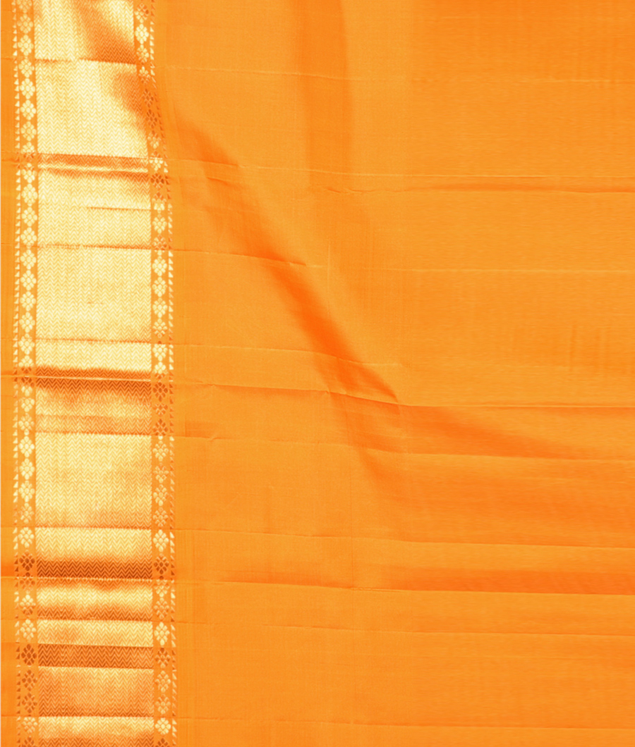 Bottle Green Handwoven Kanjivaram Silk Saree T2531323