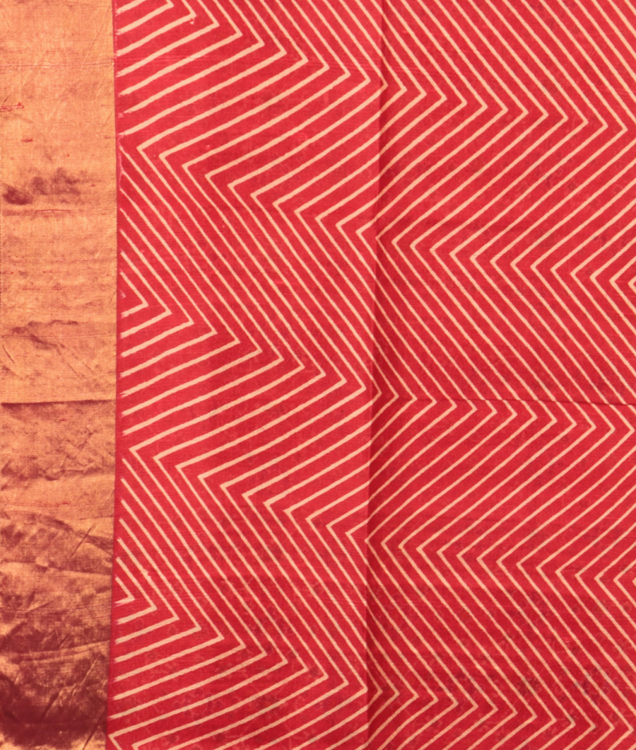 Red Printed Raw Silk Saree T2912993