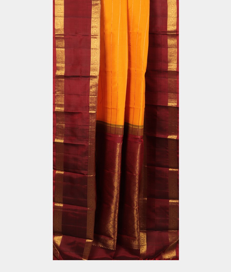 Yellow Handwoven Kanjivaram Silk Saree T2738452