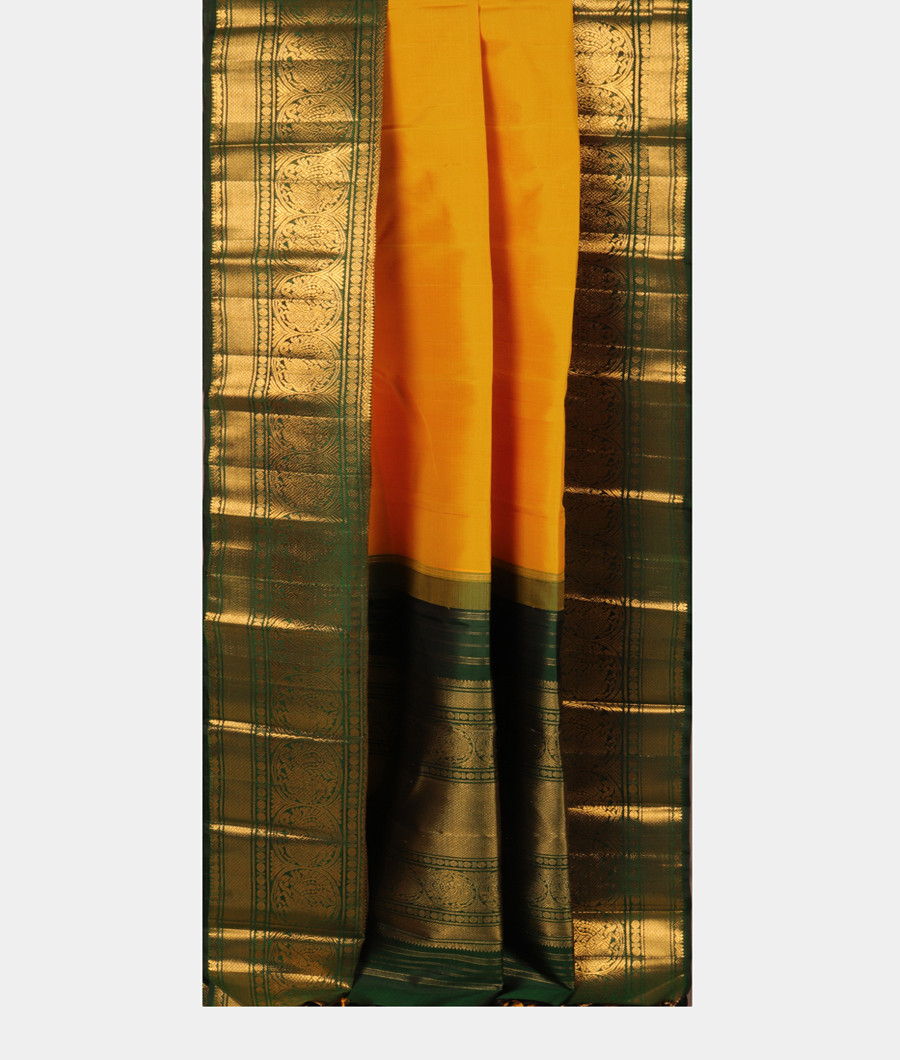 Yellow Handwoven Kanjivaram Silk Saree T2767922