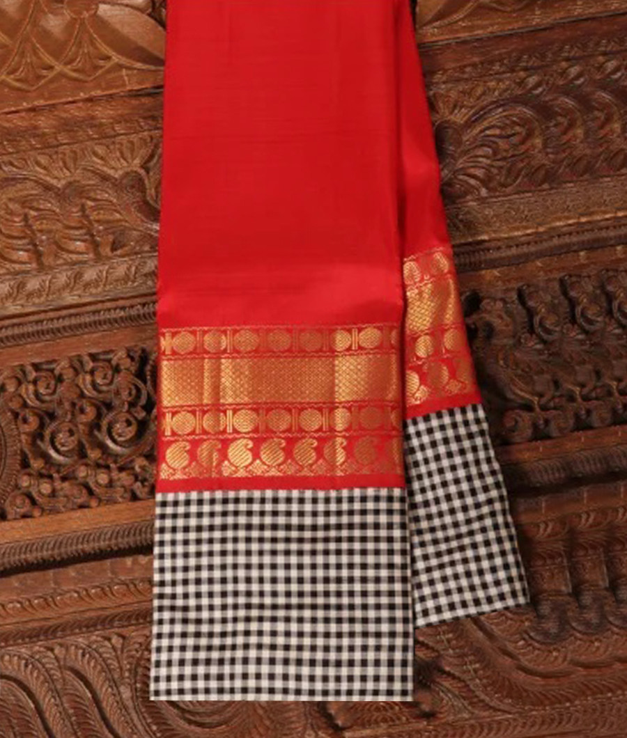 Red Handwoven Kanjivaram Silk Saree T182012-image