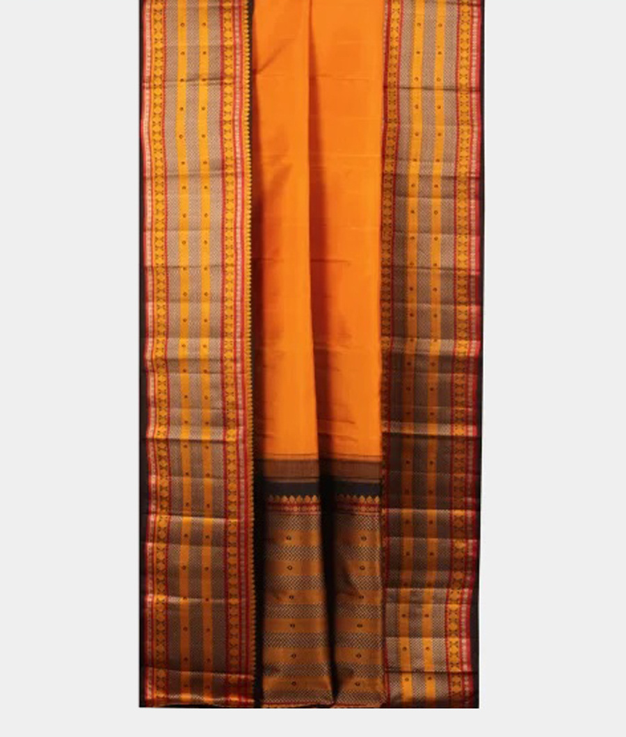 Yellow Handwoven Kanjivaram Silk Saree T2267662
