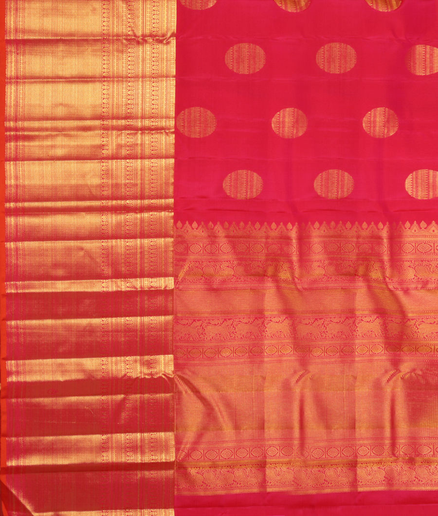 Magenta Handwoven Kanjivaram Silk Saree T2907524