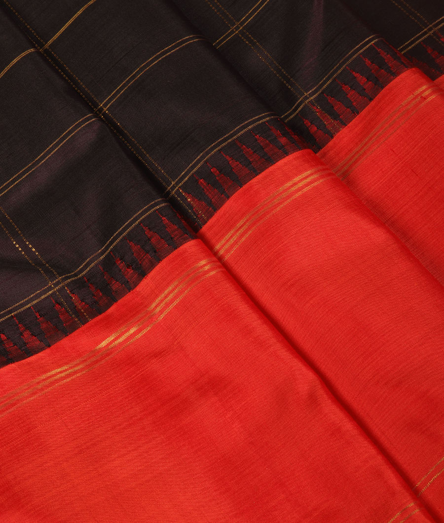 Black Handwoven Kanjivaram Silk Saree T2959952