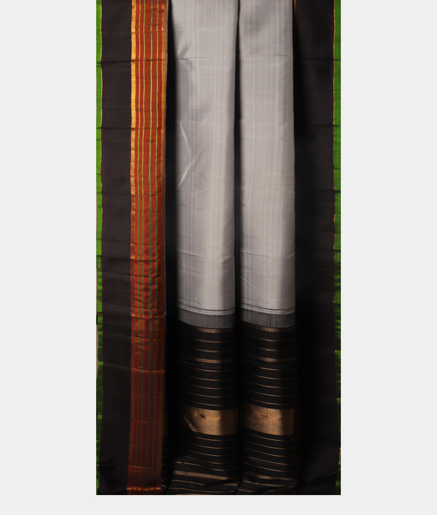 Light Grey Handwoven Kanjivaram Silk Saree T2386912