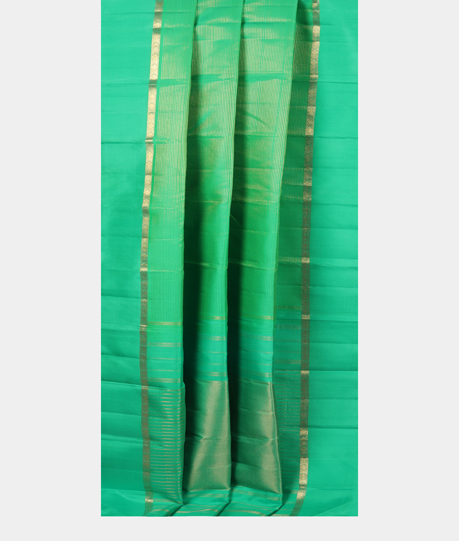 Green Handwoven Kanjivaram Silk Saree T2771022