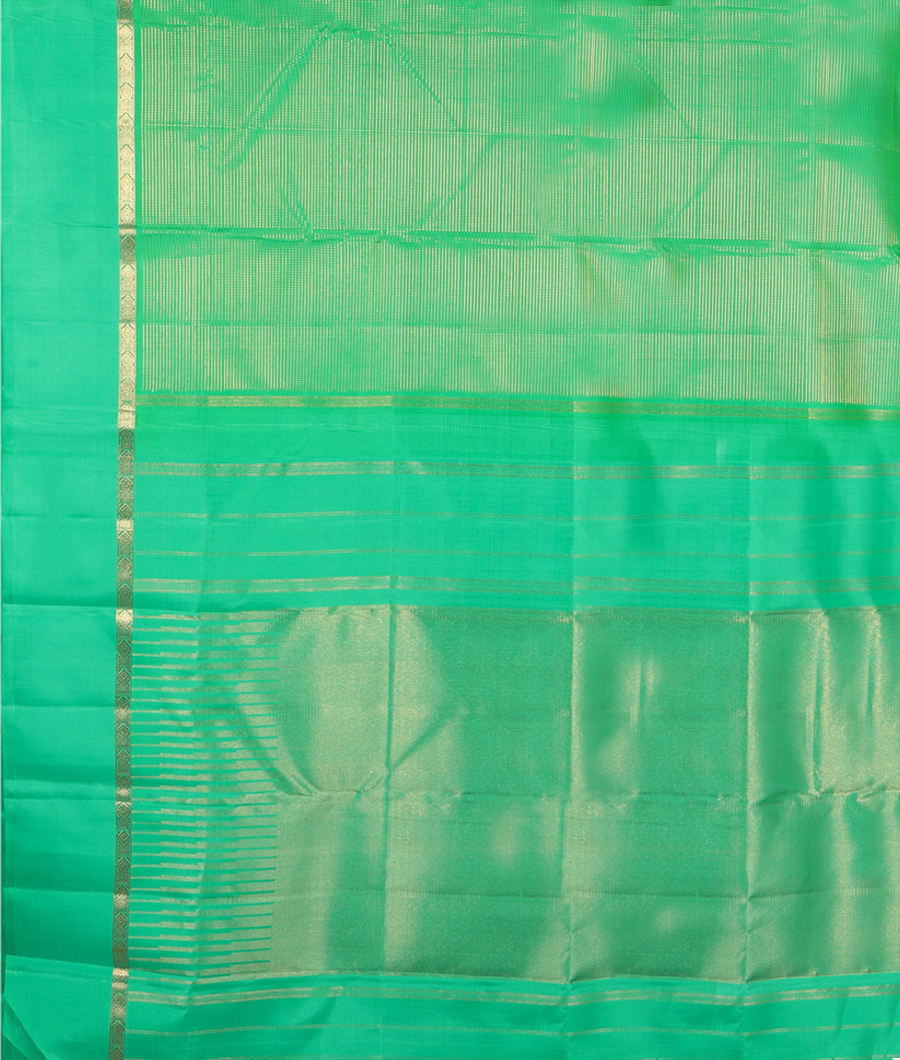 Green Handwoven Kanjivaram Silk Saree T2771024