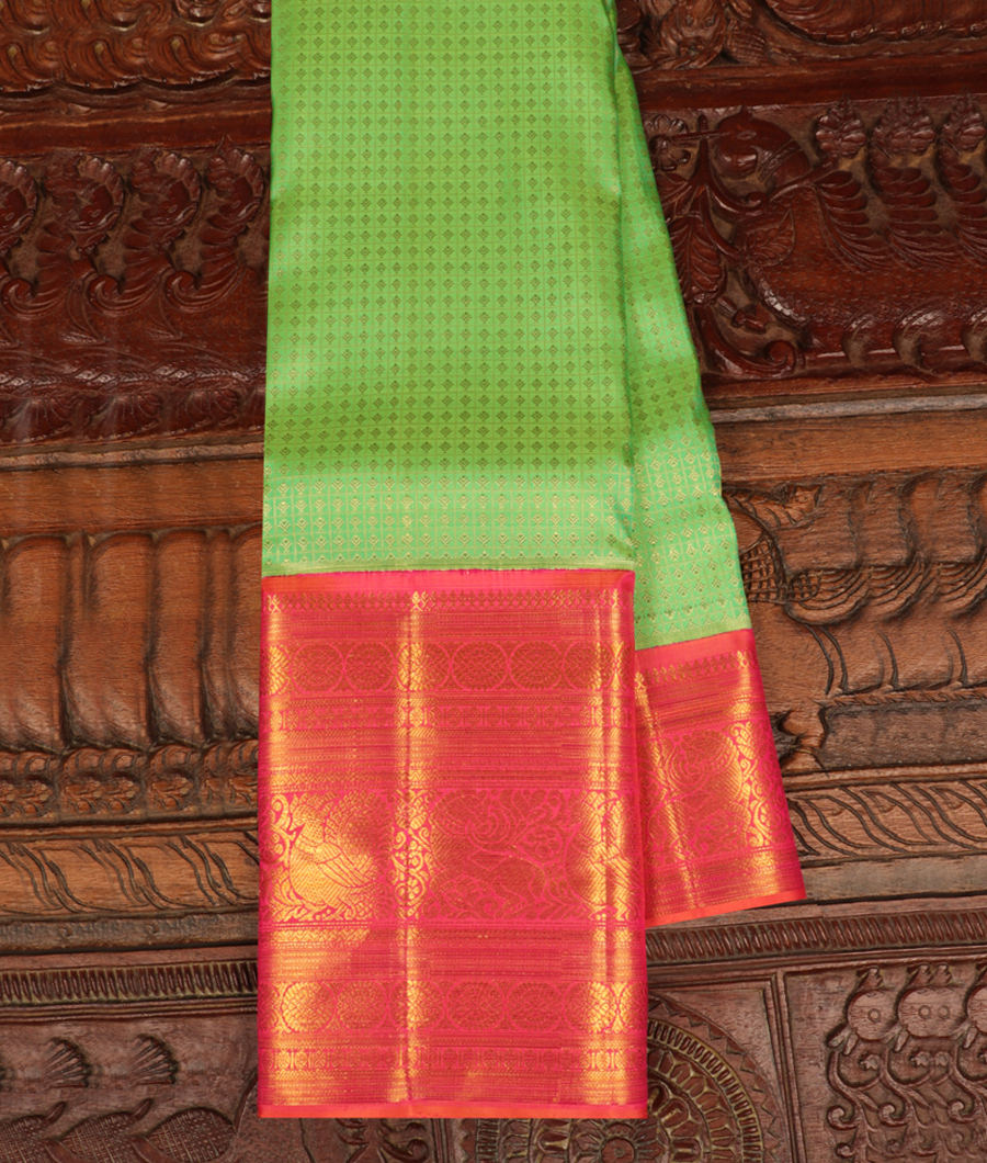Green Handwoven Kanjivaram Silk Saree T277081-image