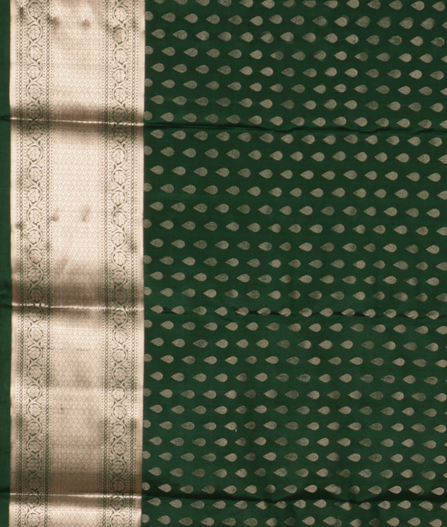 Dark Green Handwoven Kanjivaram Silk Saree T2753623