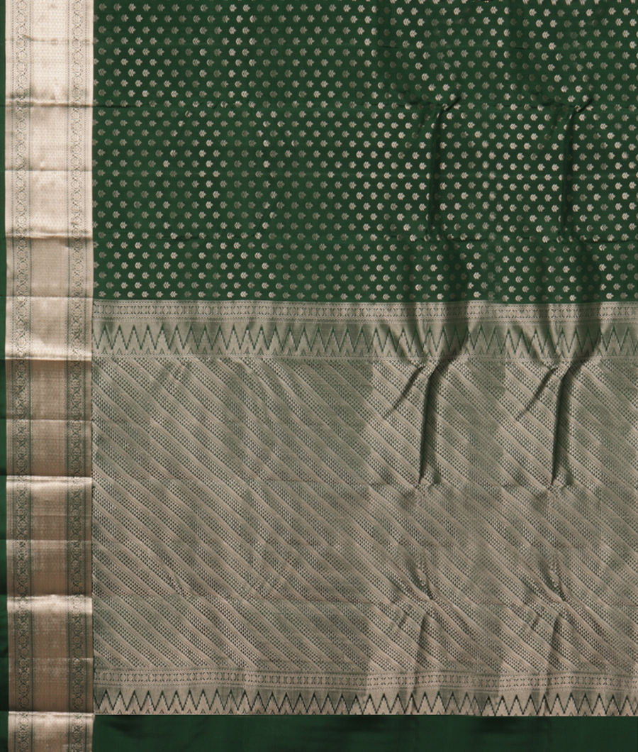Dark Green Handwoven Kanjivaram Silk Saree T2753624