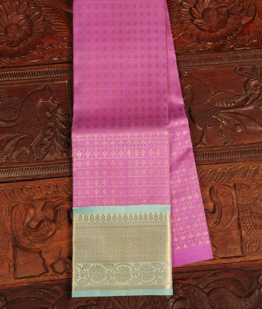 Lavender Handwoven Kanjivaram Silk Pavadai T283757-image