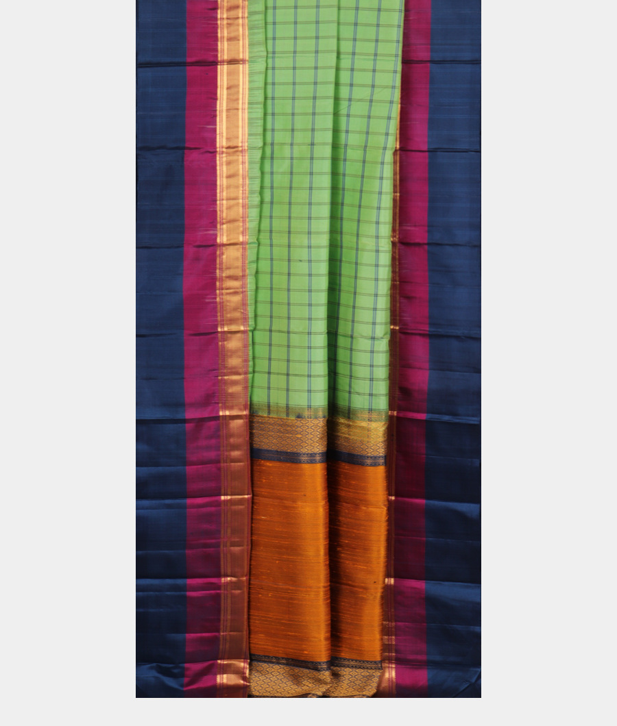 Green Soft Silk Saree T2437072