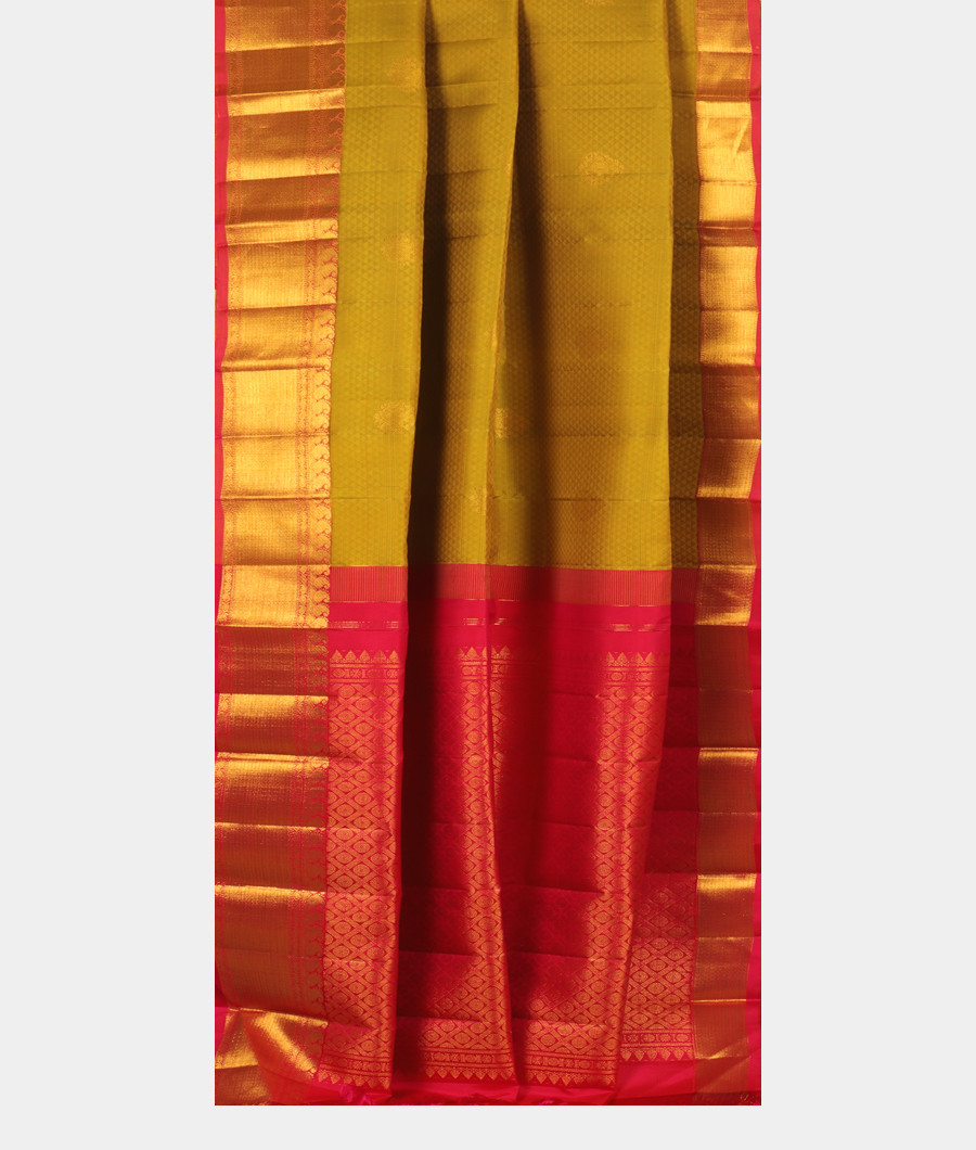 Mehndi Green Handwoven Kanjivaram Silk Saree T3022442