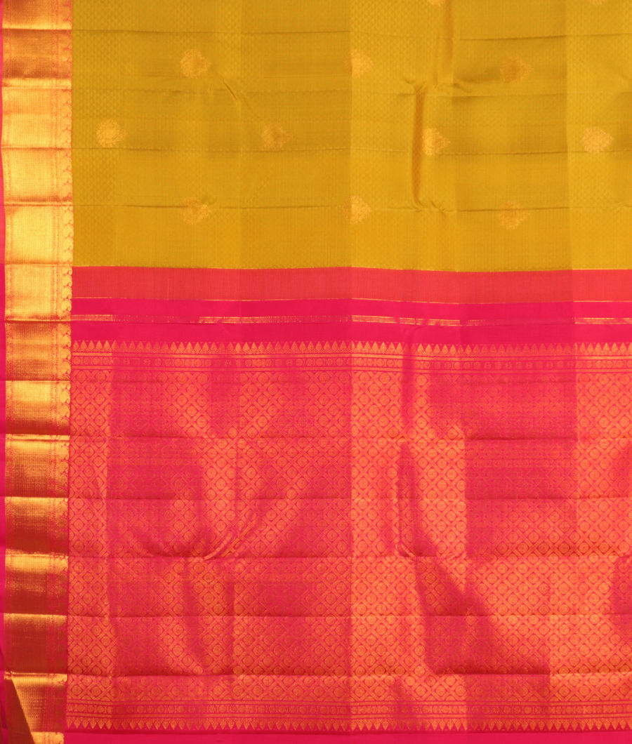 Mehndi Green Handwoven Kanjivaram Silk Saree T3022444