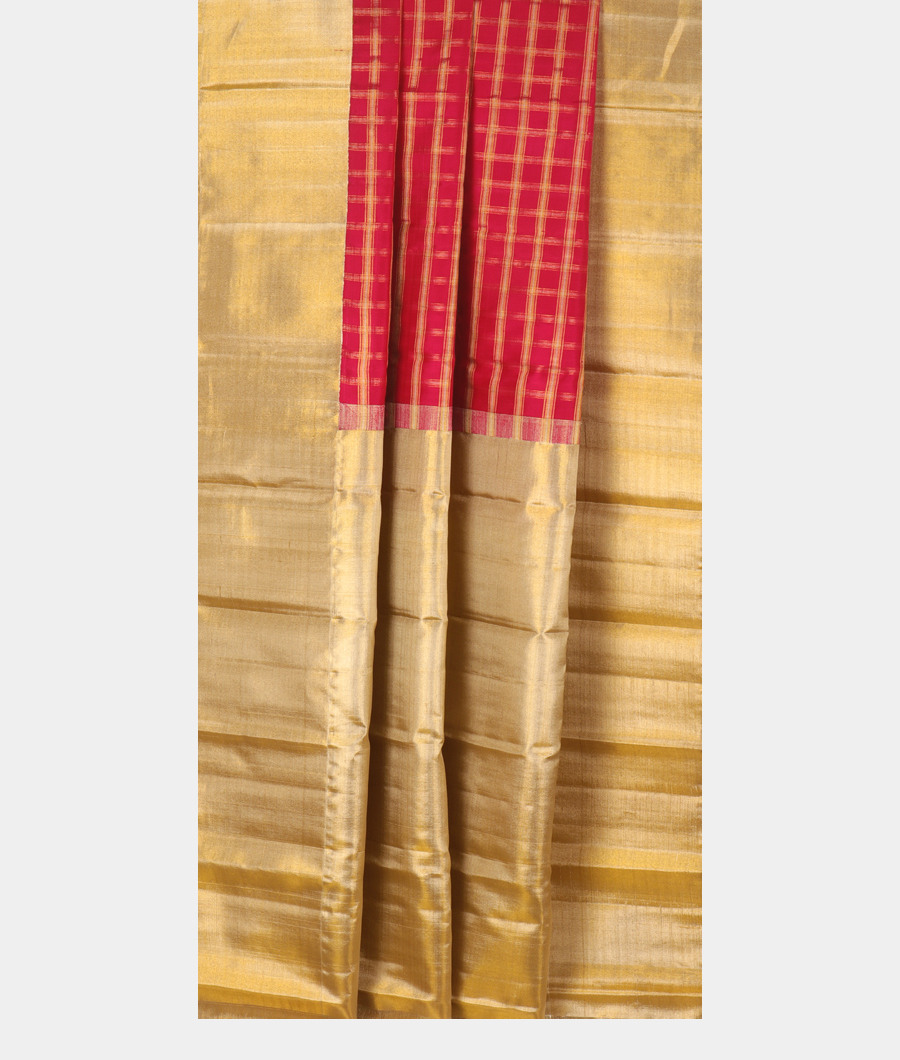 Magenta Handwoven Kanjivaram Silk Saree T2667622