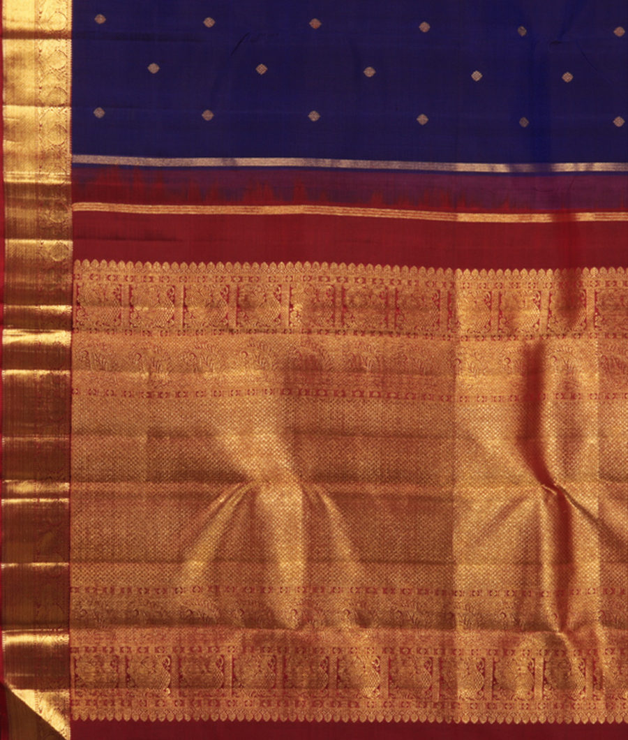 Blue Handwoven Kanjivaram Silk Saree T2385984