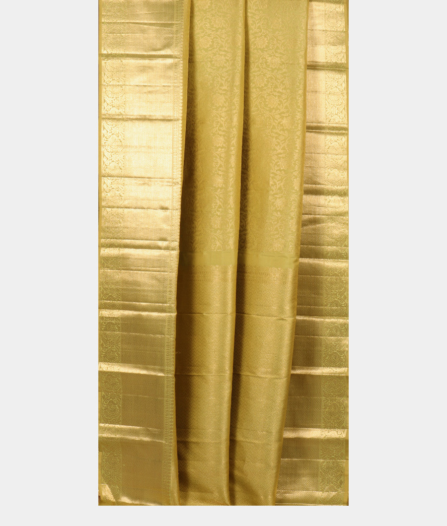 Green Handwoven Kanjivaram Silk Saree T2531922