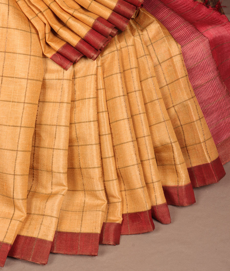 Beige Woven Tussar Saree T3076562