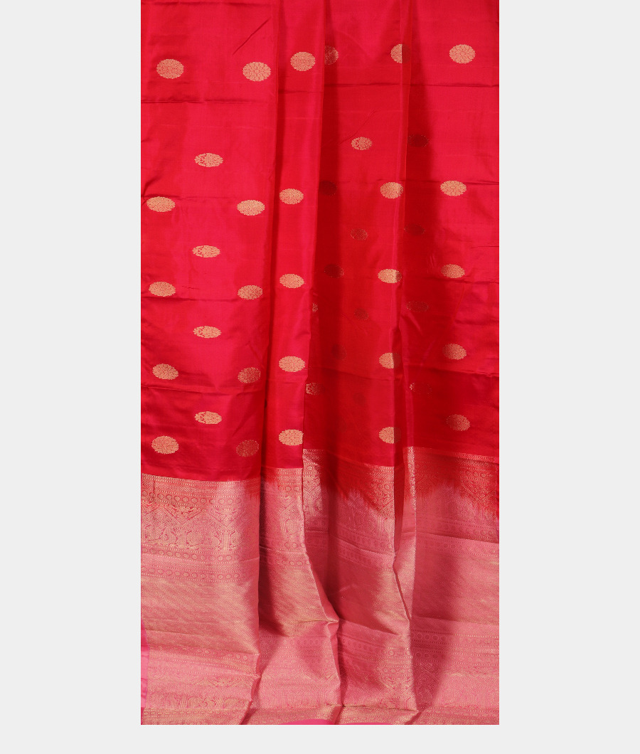 Magenta Handwoven Kanjivaram Silk Saree T3096242
