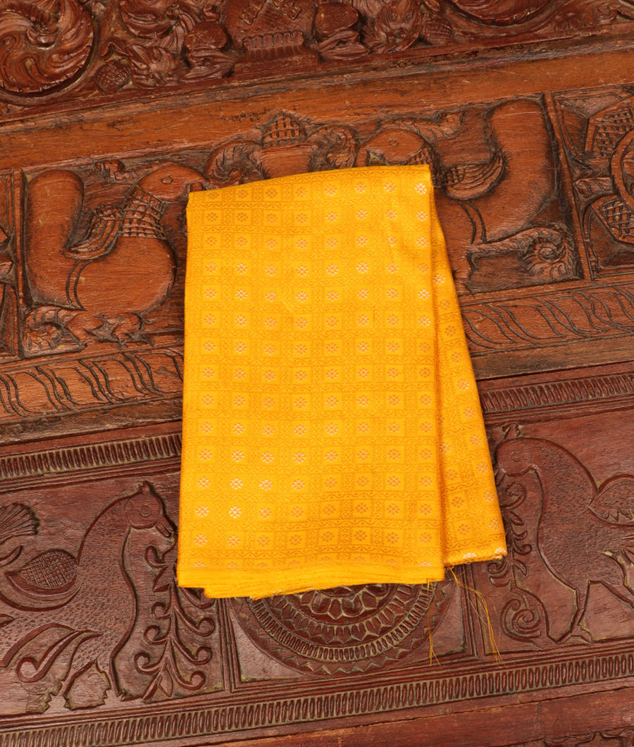 Yellow Handwoven Kanjivaram Silk Blouse T32 -image