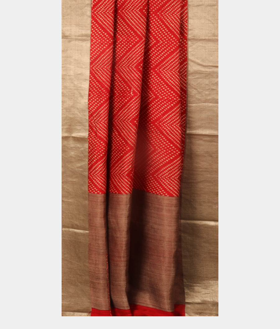 Red Tussar Printed Saree T3095422