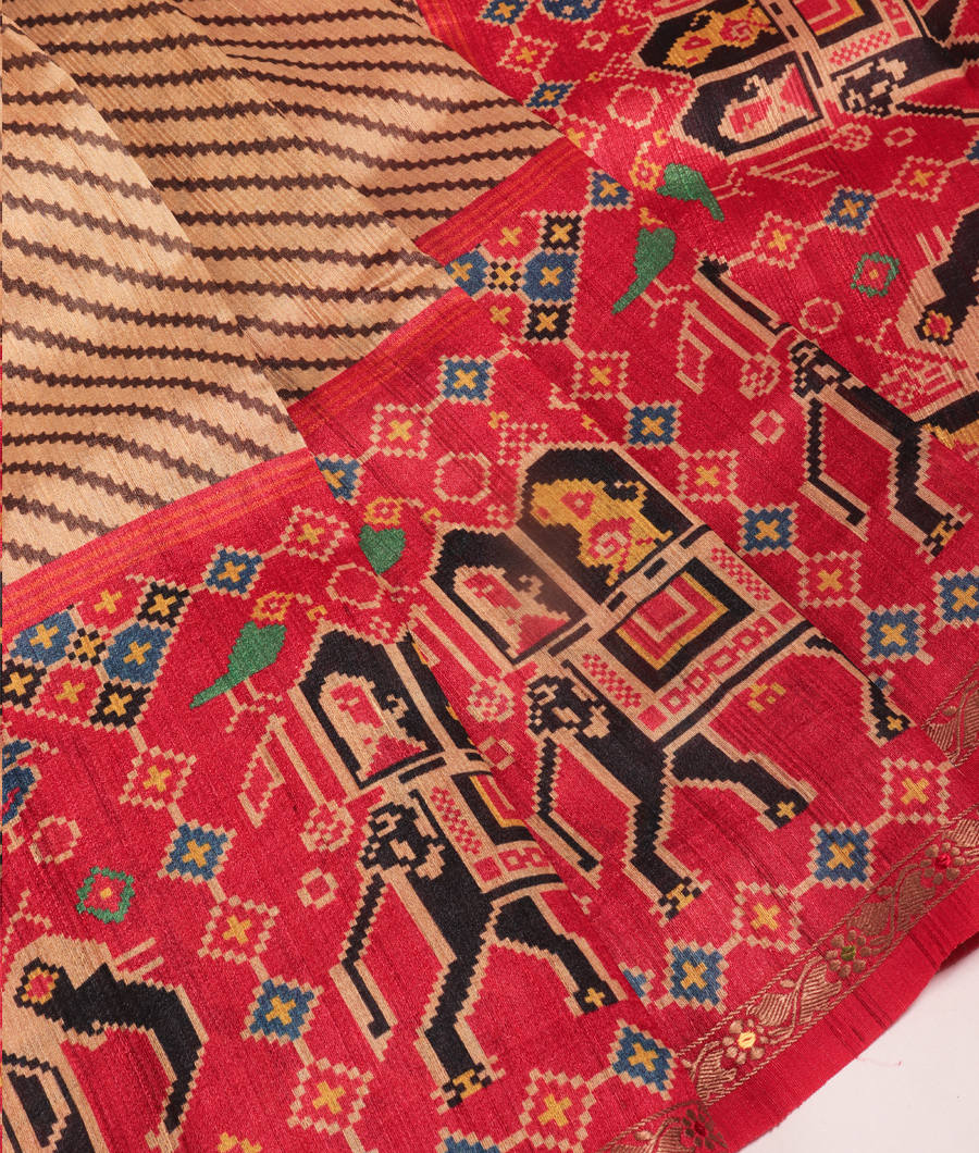 Beige Tussar Printed Saree T3098562