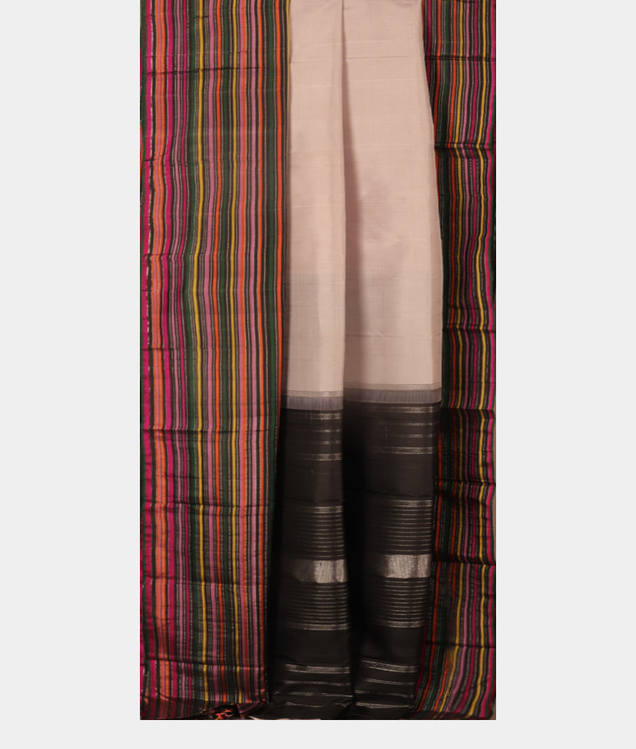 Grey Handwoven Kanjivaram Silk Saree T3068712
