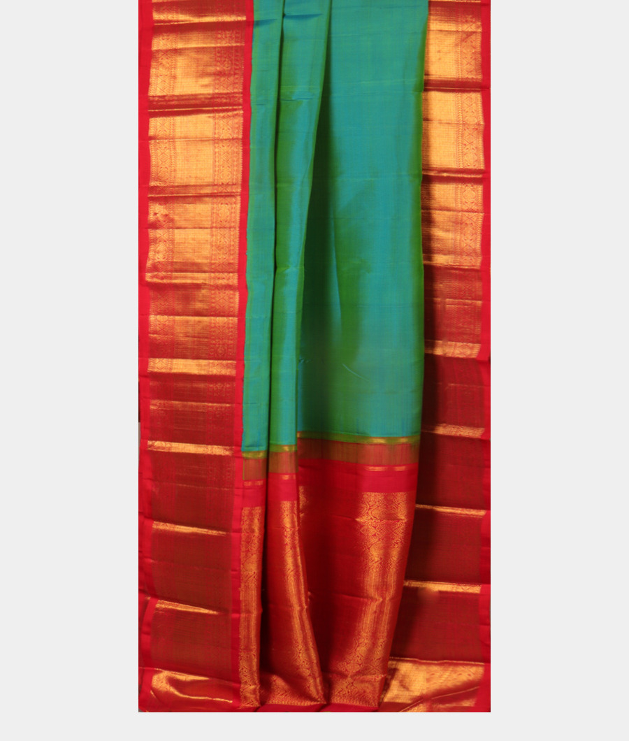 Peacock Green Handwoven Kanjivaram Silk Saree T3093212