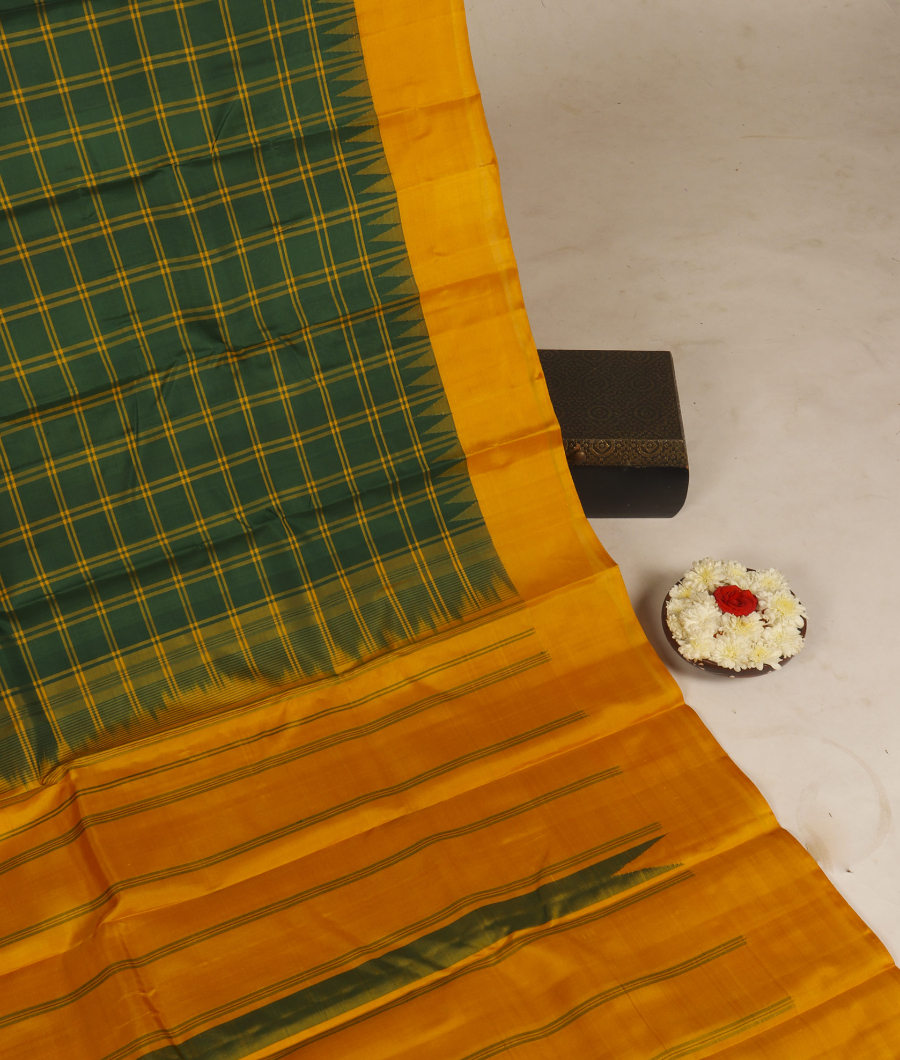 Bottle Green Handwoven Kanjivaram Silk Saree T3168062