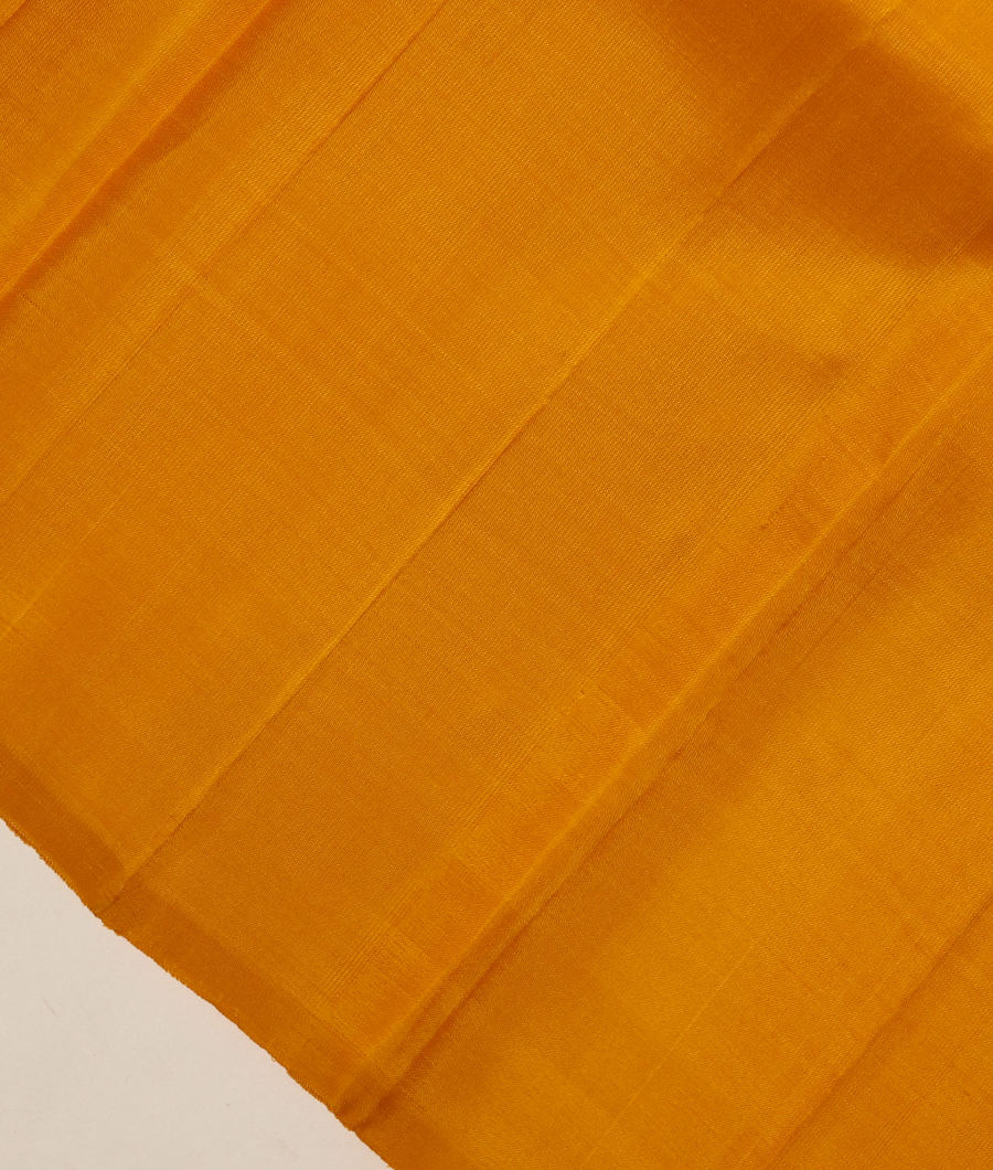 Bottle Green Handwoven Kanjivaram Silk Saree T3168063