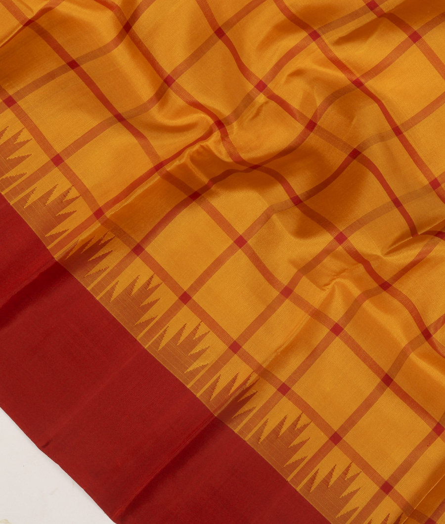 Yellow Handwoven Kanjivaram Silk Saree T3168074