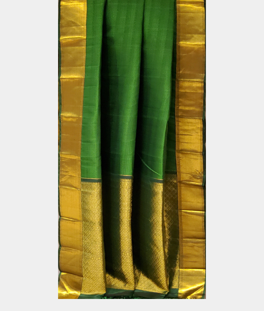 Green Handwoven Kanjivaram Silk Saree T3140562