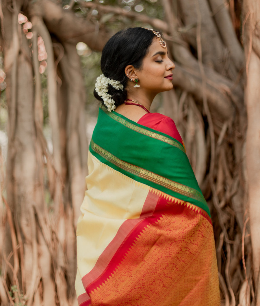 Buy Pure Silk Kanjivaram/Kanchipuram Sarees Online | Tulsi Silks