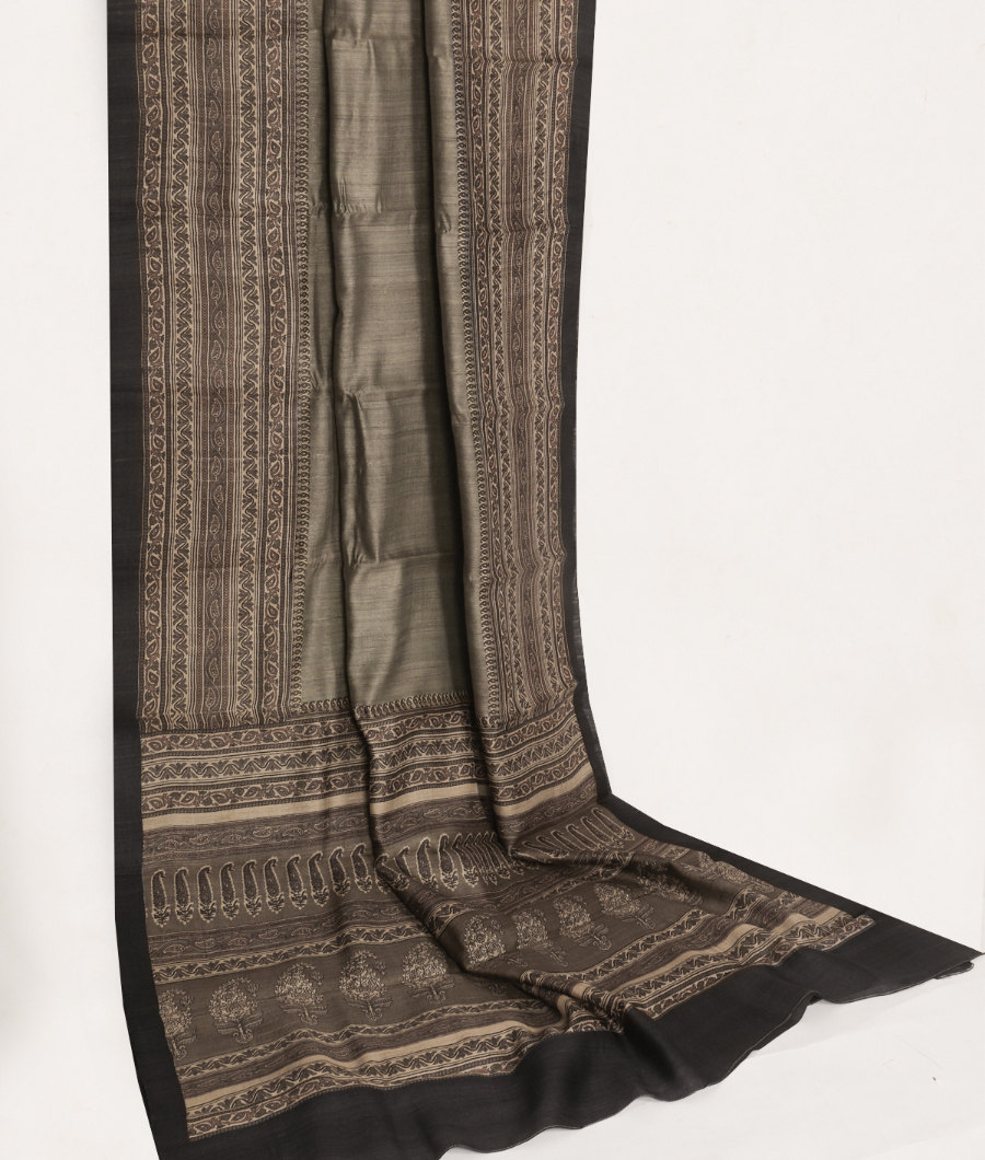 Grey Tussar Printed Saree T3211152