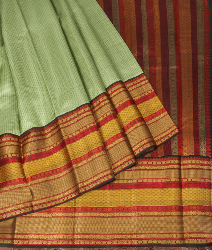 Green Handwoven Kanjivaram Silk Saree T3228912