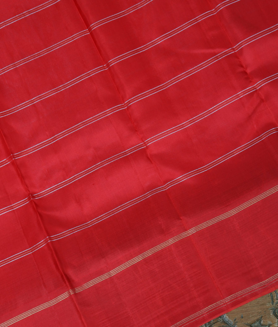 Yellow Handwoven Kanjivaram Silk Saree T2738513