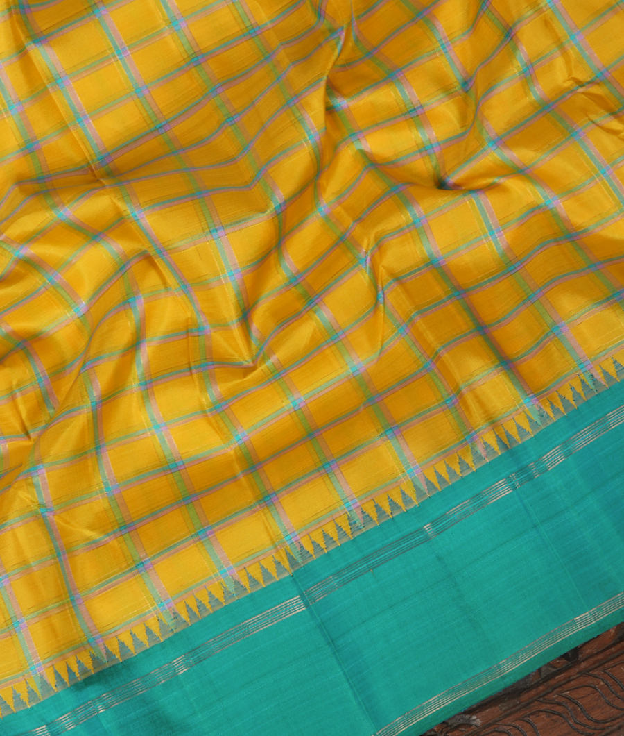 Yellow Handwoven Kanjivaram Silk Saree T3210774