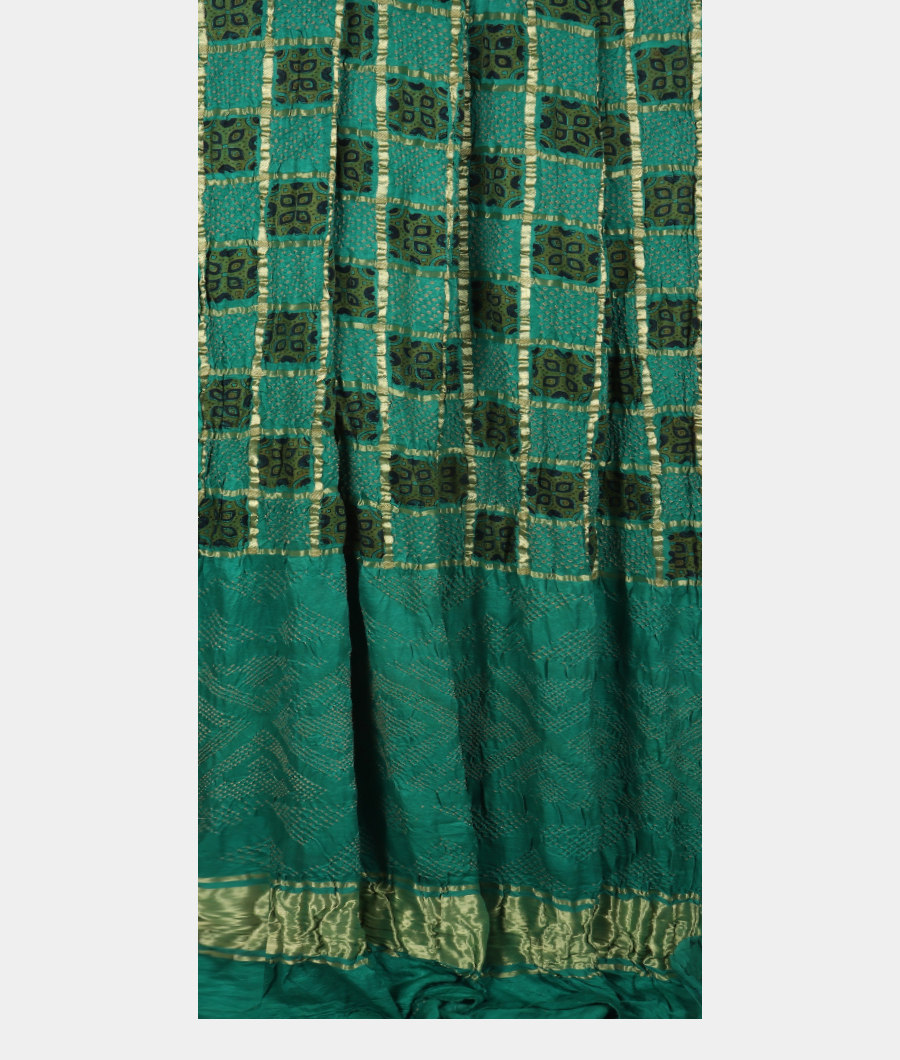 Green Bandhani Gajji Silk Saree T3029172