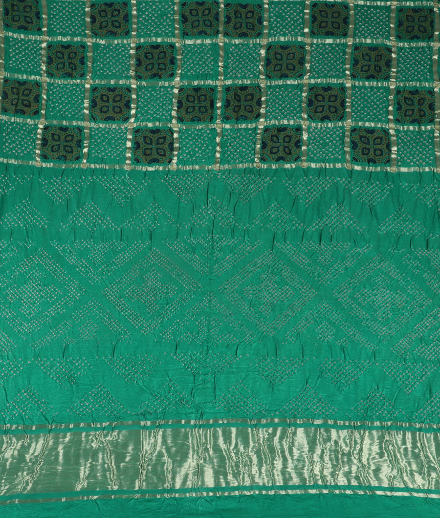 Green Bandhani Gajji Silk Saree T3029174