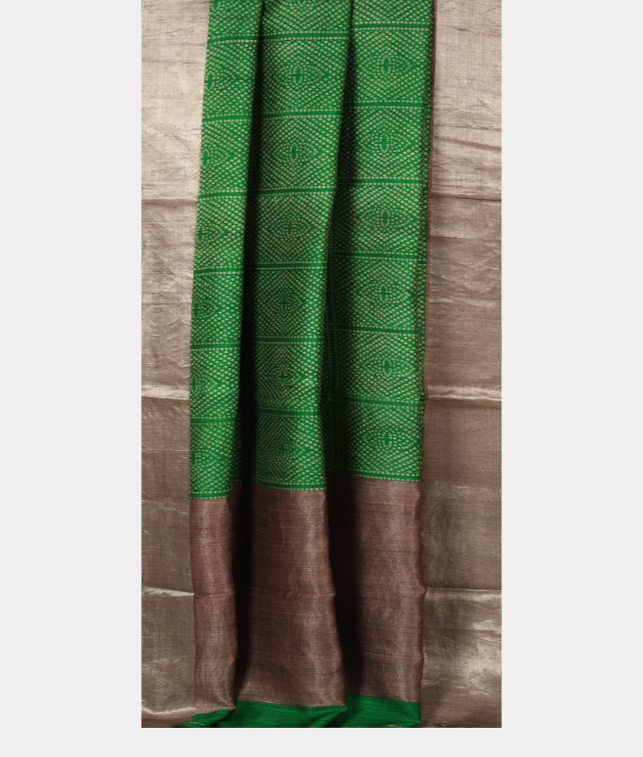 Green Tussar Printed Saree T3189002